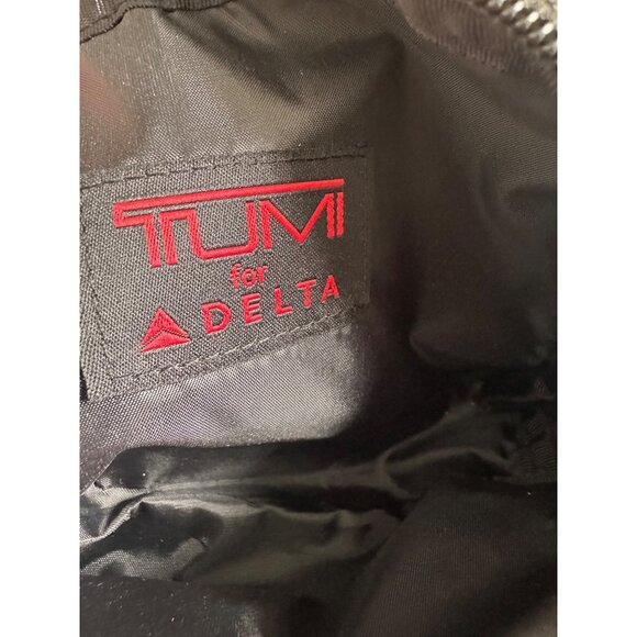 Tumi For Delta Black Travel Pouch Toiletry Bag first class amenity - Picture 2 of 9